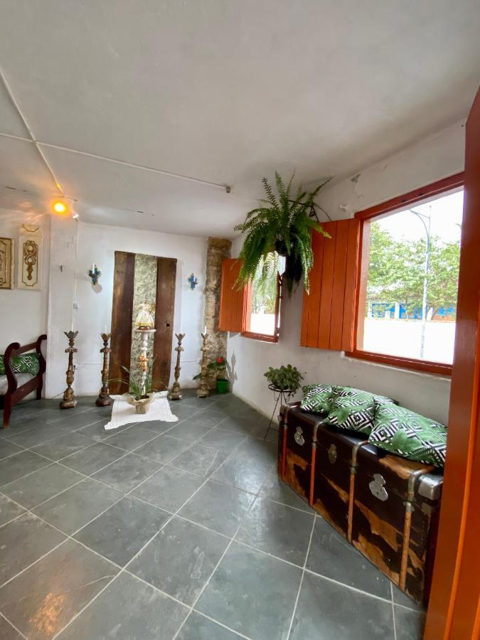 Hostel Dona Generoza Параті Екстер'єр фото