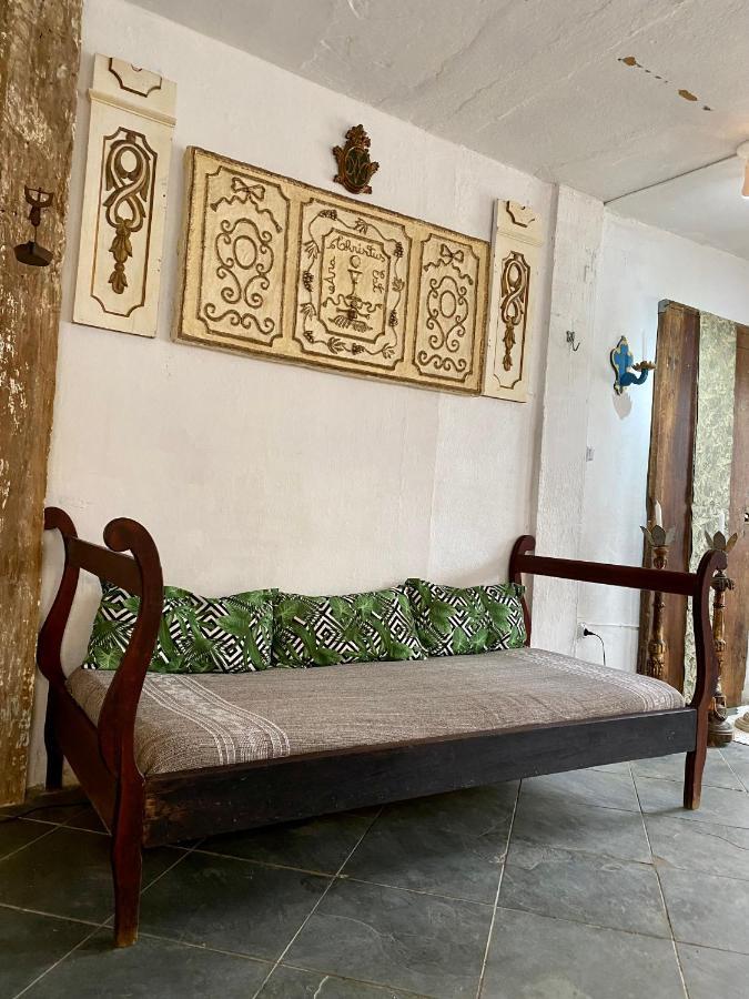 Hostel Dona Generoza Параті Екстер'єр фото